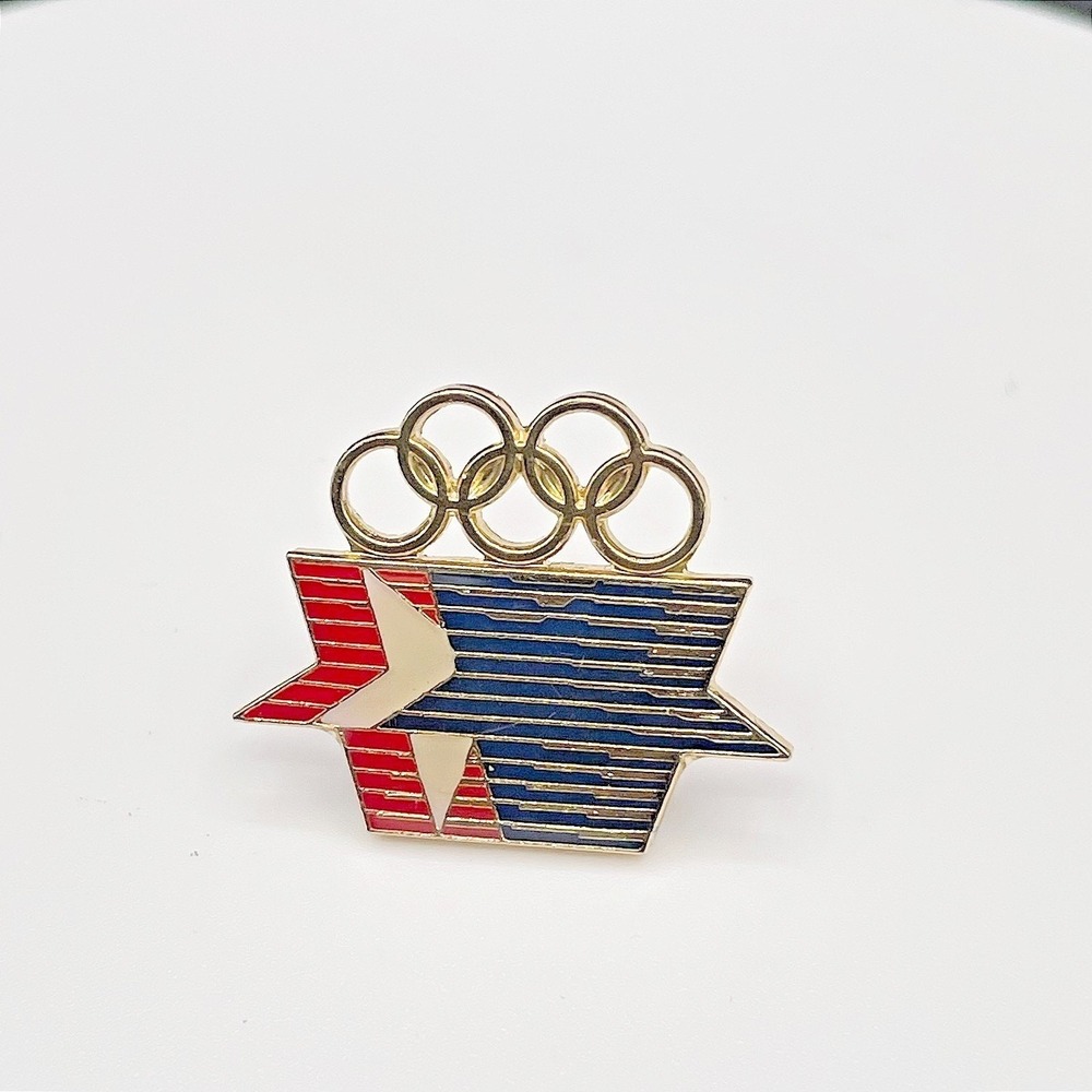 Vintage Gold Tone Los Angeles Olympics Stars Motion Lapel Pin Broch Ring Gold